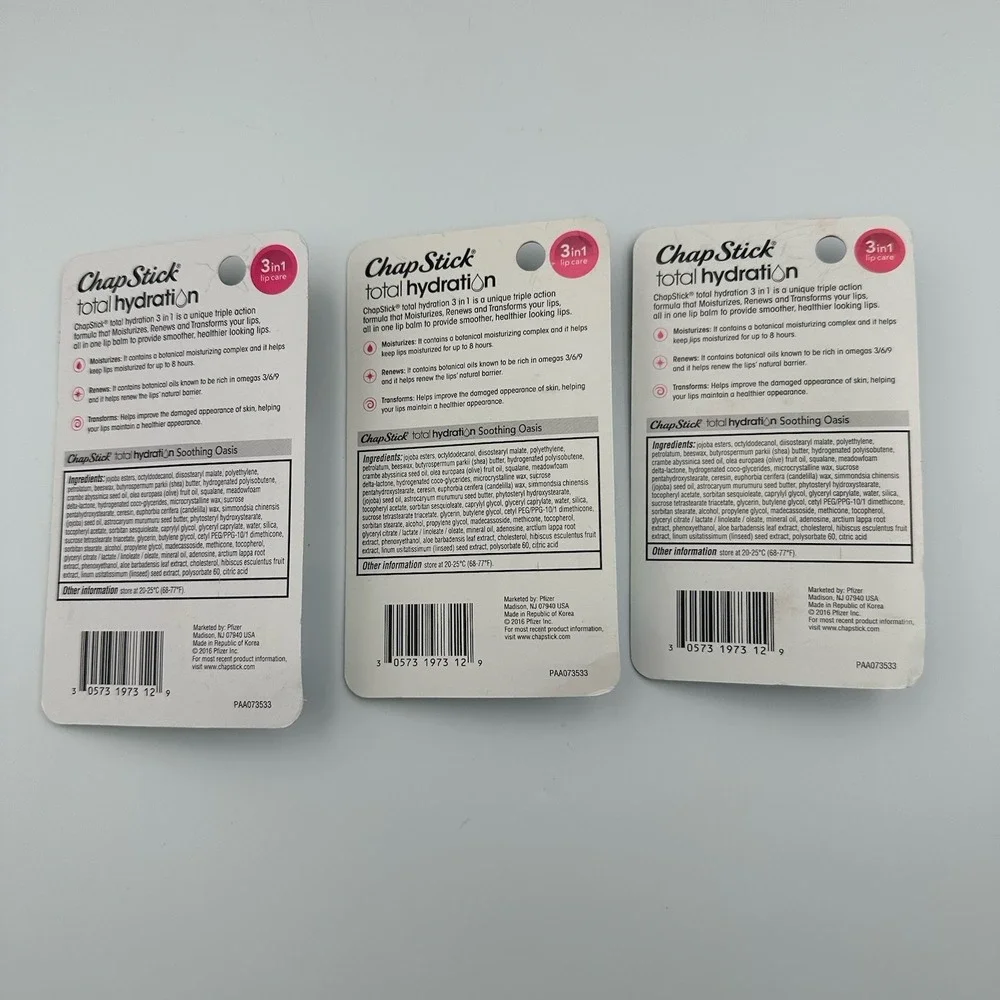 (3) Chapstick Total Hydration SOOTHING OASIS 3 In 1 Lip Care